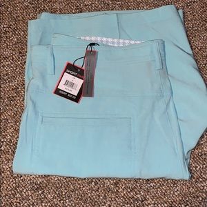 Short Par 4 Golf Shorts